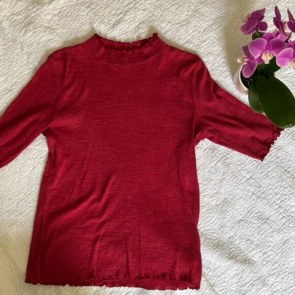 T. La Red Mock Turtleneck Tee Sz XL Half SLeeve - Picture 2 of 6